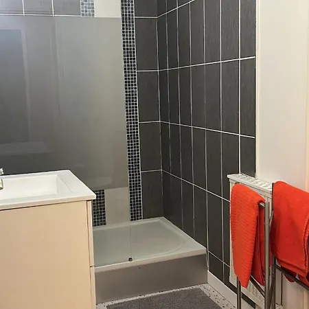 Appartement Proche Centre Ville-parking Privé Clermont-Ferrand