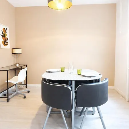 Proche Centre Ville-parking Prive Apartment Clermont-Ferrand